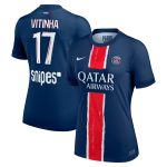 maillot domicile stadium psg nike 2425 – femme avec flocage vitinha 17 Série | Maillots et Vêtements PSG Exclusifs sur PSG Shop