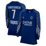 maillot fourth stadium psg jordan 2425 – manches longues – enfant avec flocage kvaratskhelia 7 Série | Maillots et Vêtements PSG Exclusifs sur PSG Shop