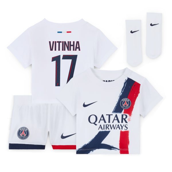tenue exterieur psg nike 2425 – bebe avec flocage vitinha 17 Série | Maillots et Vêtements PSG Exclusifs sur PSG Shop